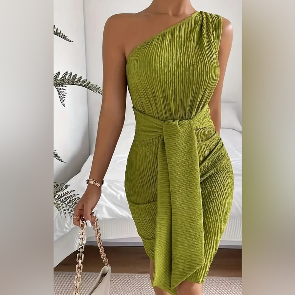 S❤️O❤️L❤️D-GREEN Elegant One Shoulder Tie Waist Bodycon Dress Asymmetrical